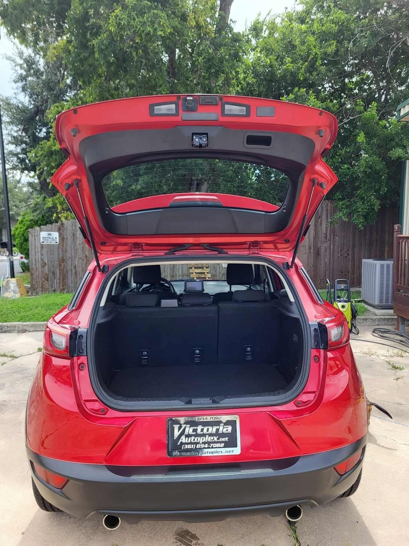 Mazda CX-3 Vehicle Full-screen Gallery Image 12