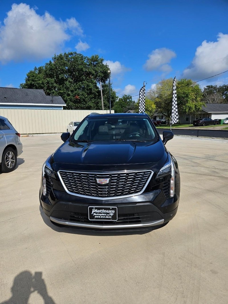 Cadillac XT4 Vehicle Full-screen Gallery Image 5