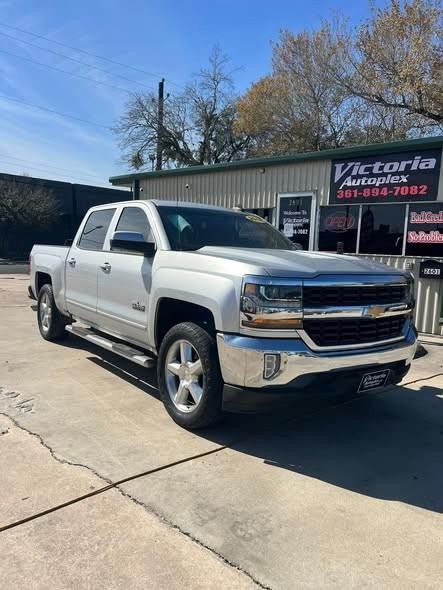 Chevrolet Silverado 1500 2WD LT w/1LT Crew Cab - Victoria TX