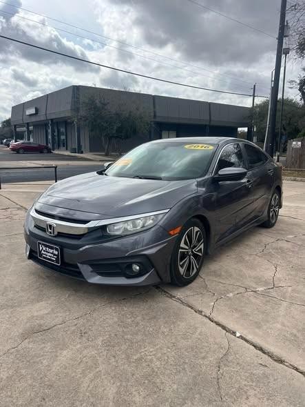 Honda Civic Sedan EX-T - Victoria TX