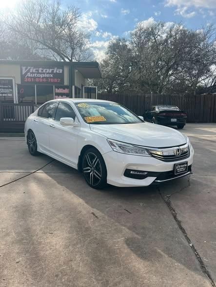Honda Accord Sedan Touring - Victoria TX