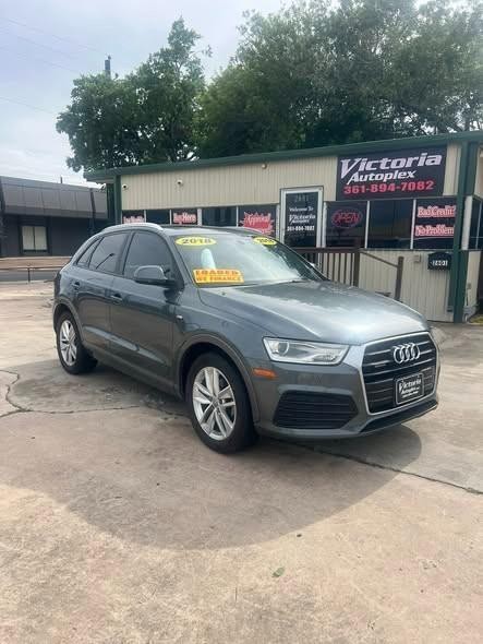 Audi Q3 2.0 TFSI Premium quattro AWD - Victoria TX