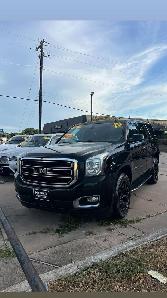 GMC Yukon SLE - Victoria TX