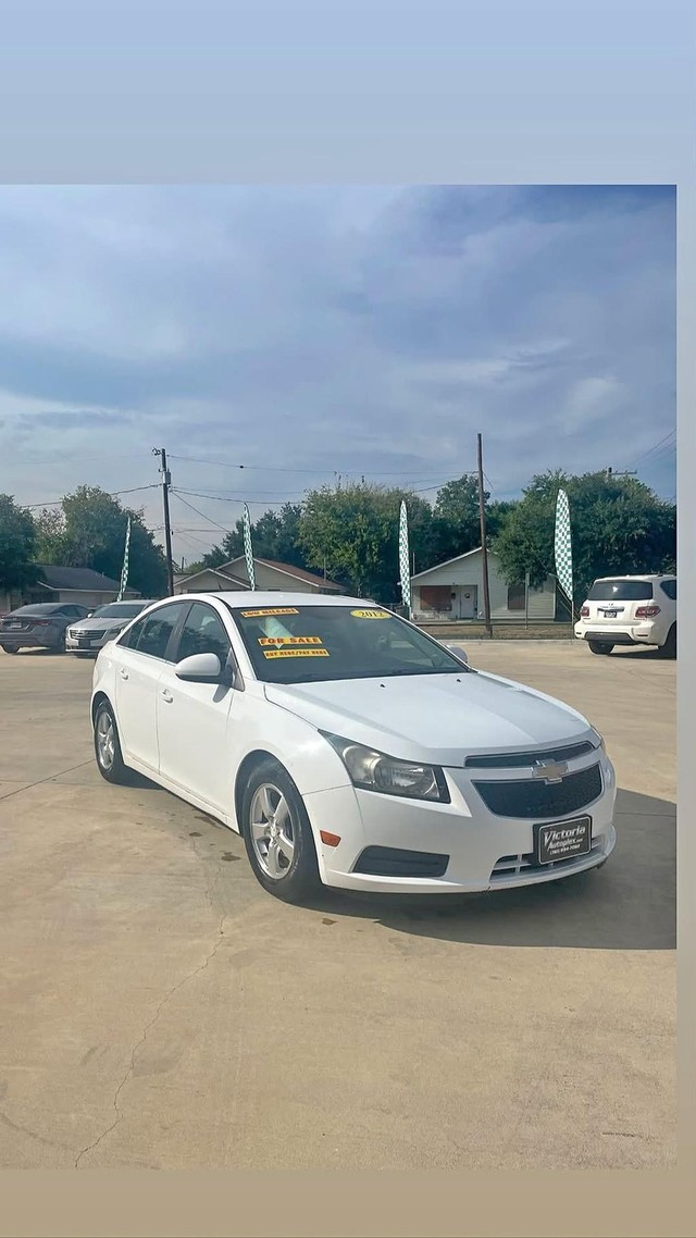 Chevrolet Cruze LT w/1LT - Victoria TX
