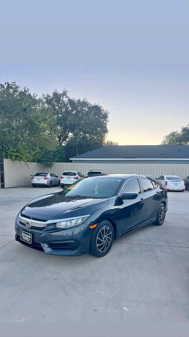 Honda Civic Sedan LX - Victoria TX