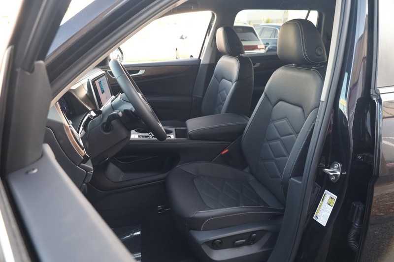 Volkswagen Atlas Vehicle Image 10