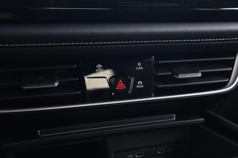 Volkswagen Atlas Vehicle Image 15