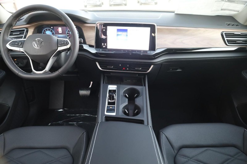 Volkswagen Atlas Vehicle Image 24