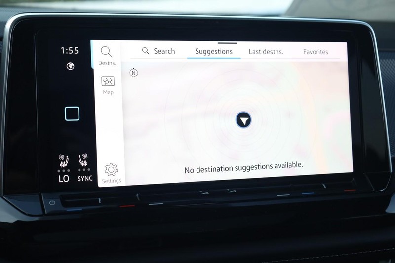 Volkswagen Atlas Cross Sport Vehicle Image 15