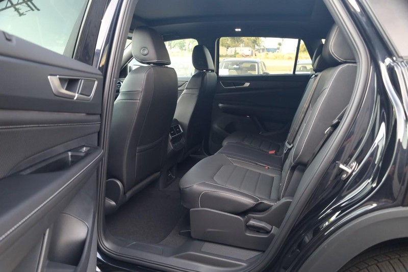 Volkswagen Atlas Cross Sport Vehicle Image 24