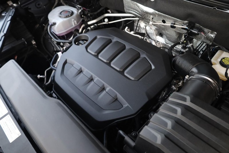 Volkswagen Atlas Cross Sport Vehicle Image 29