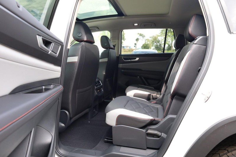 Volkswagen Atlas Vehicle Image 23