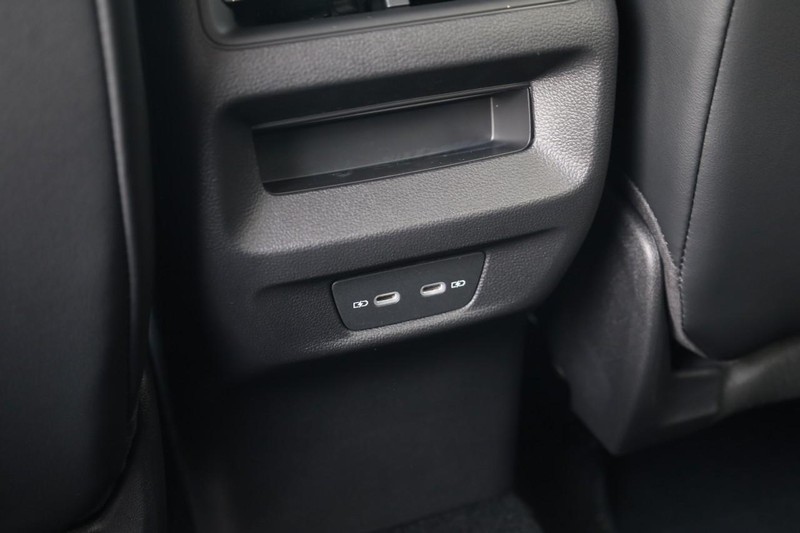 Volkswagen Tiguan Vehicle Image 20