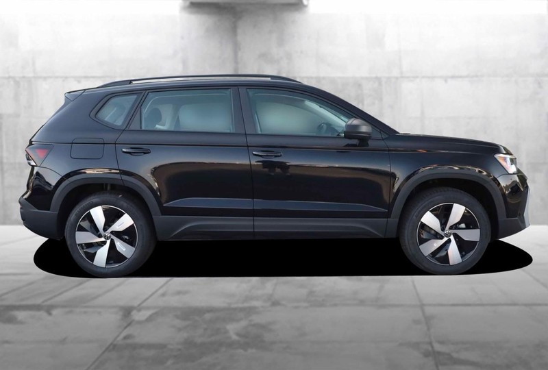 Volkswagen Taos Vehicle Image 05