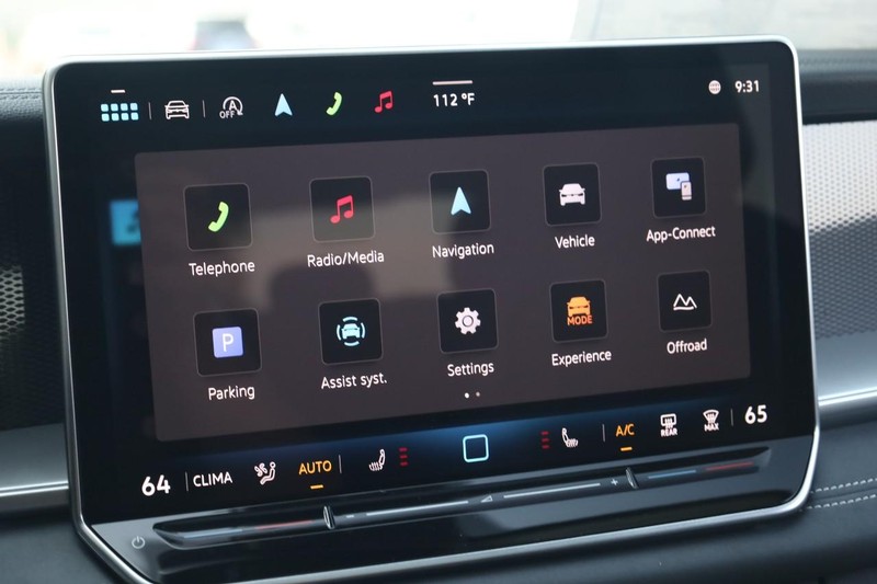 Volkswagen Tiguan Vehicle Image 13