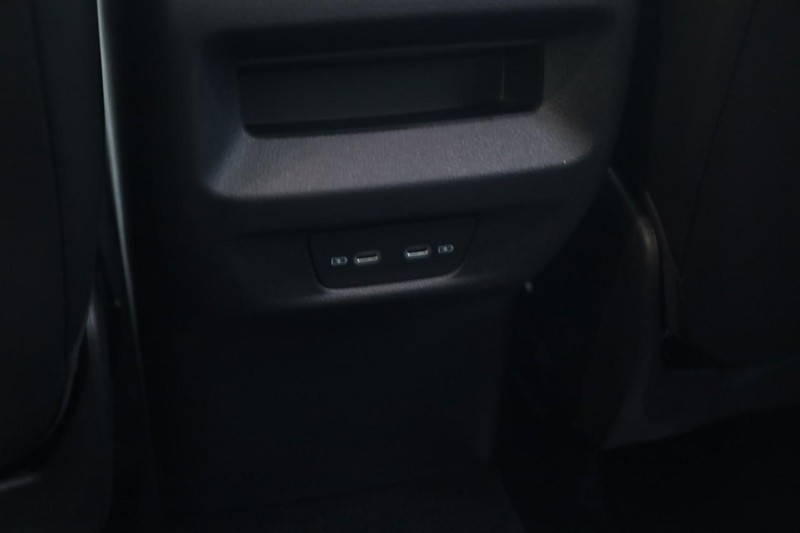 Volkswagen Tiguan Vehicle Image 22