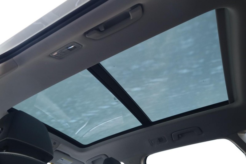 Volkswagen Taos Vehicle Image 10