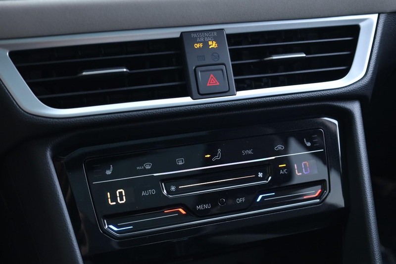 Volkswagen Taos Vehicle Image 15