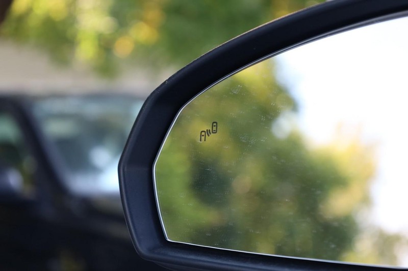 Volkswagen Taos Vehicle Image 21