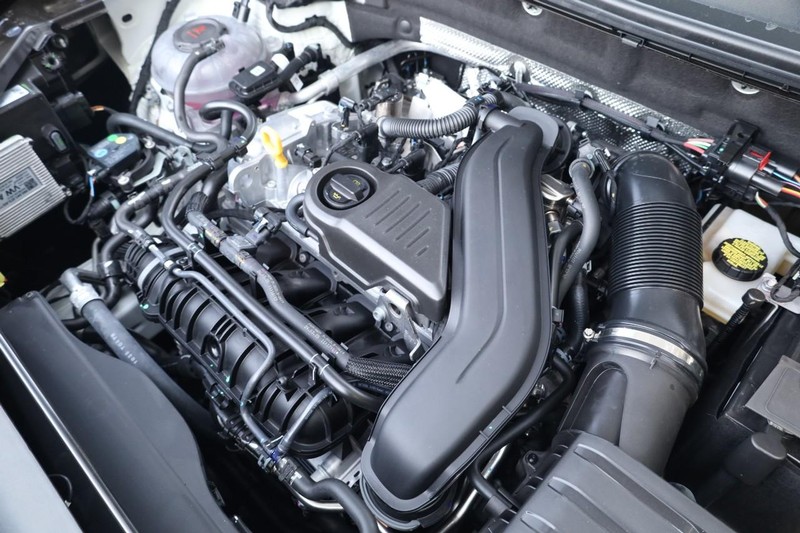 Volkswagen Taos Vehicle Image 27