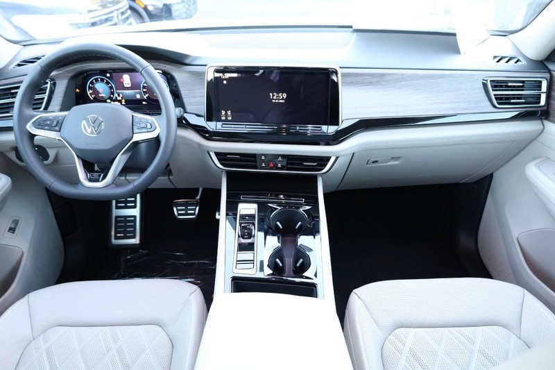 Volkswagen Atlas Vehicle Image 29