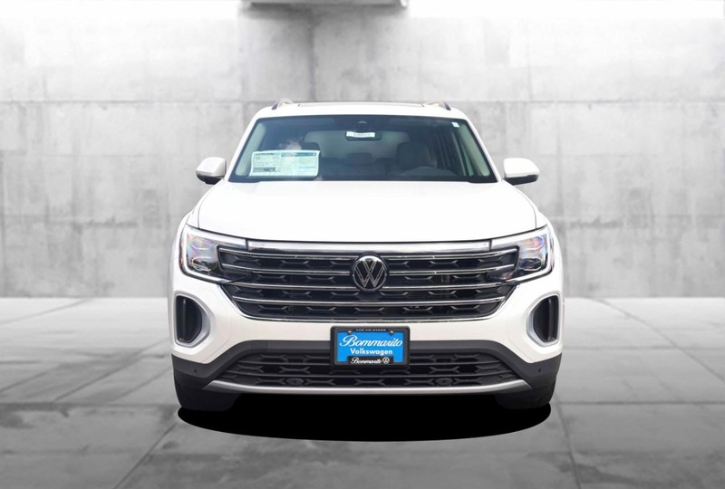 Volkswagen Atlas Vehicle Image 04