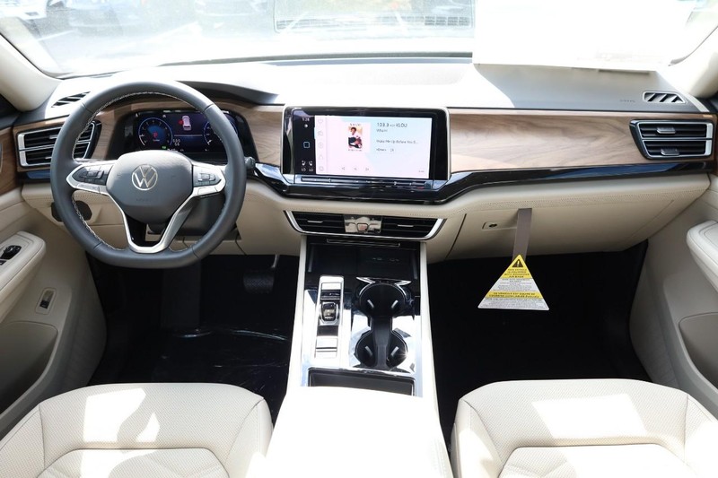 Volkswagen Atlas Vehicle Image 27