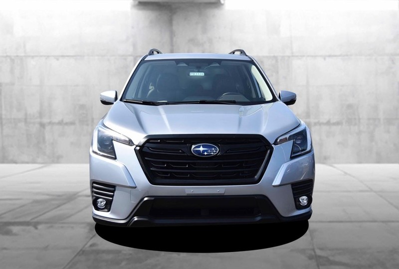 Subaru Forester Vehicle Image 04