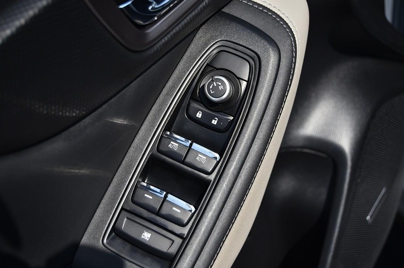 Subaru Forester Vehicle Image 08