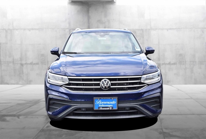 Volkswagen Tiguan Vehicle Image 04