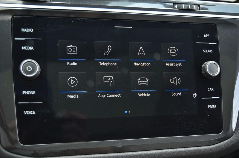 Volkswagen Tiguan Vehicle Image 14