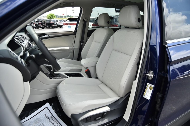 Volkswagen Tiguan Vehicle Image 19