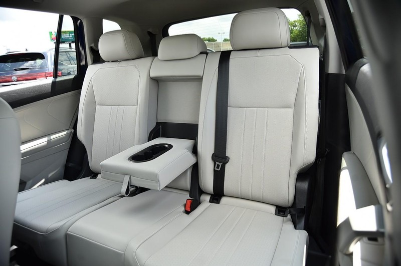 Volkswagen Tiguan Vehicle Image 22