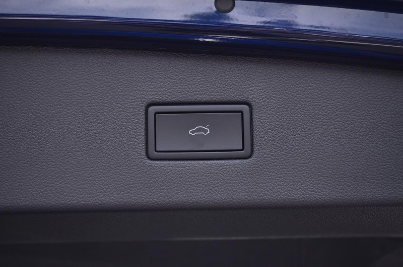 Volkswagen Tiguan Vehicle Image 26