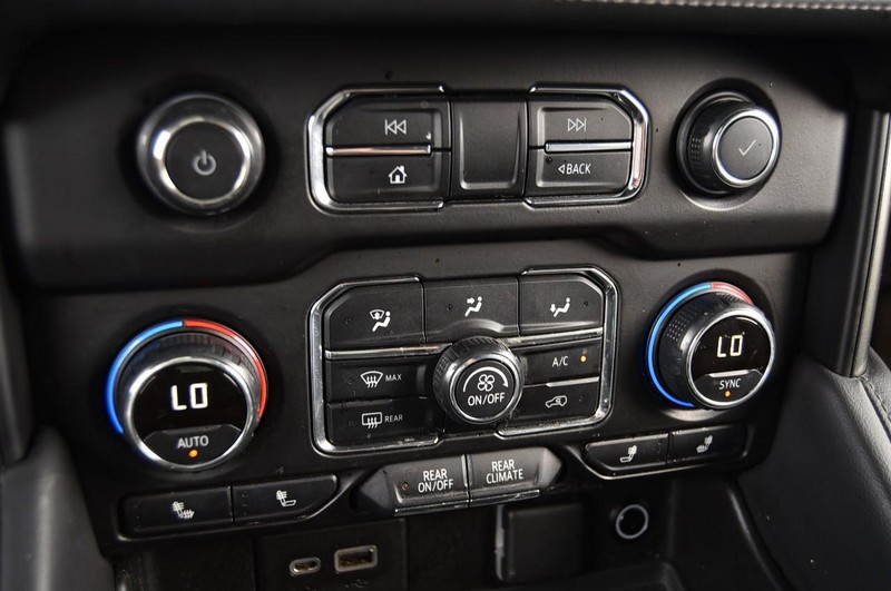 Chevrolet Tahoe Vehicle Image 18