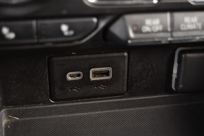 Chevrolet Tahoe Vehicle Image 20