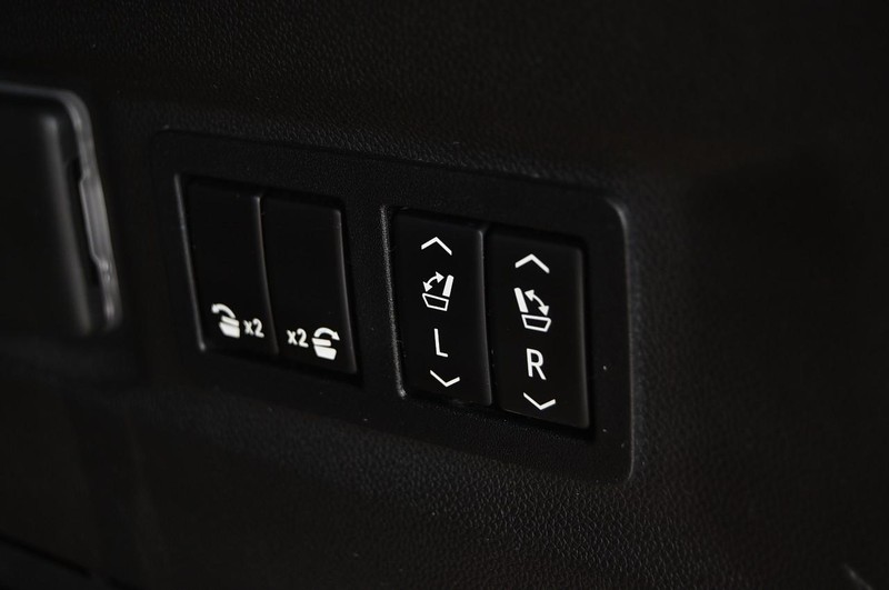 Chevrolet Tahoe Vehicle Image 30