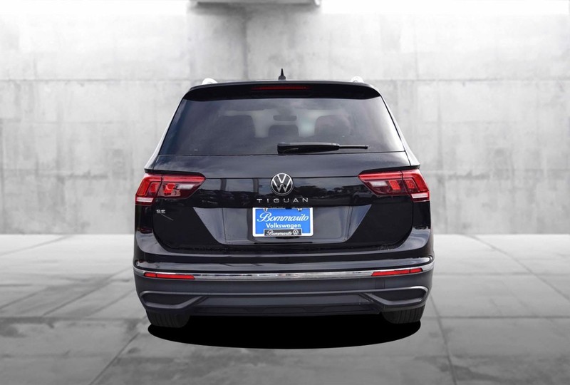 Volkswagen Tiguan Vehicle Image 06