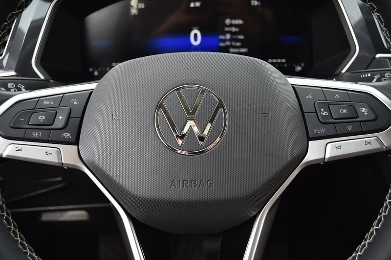 Volkswagen Tiguan Vehicle Image 18