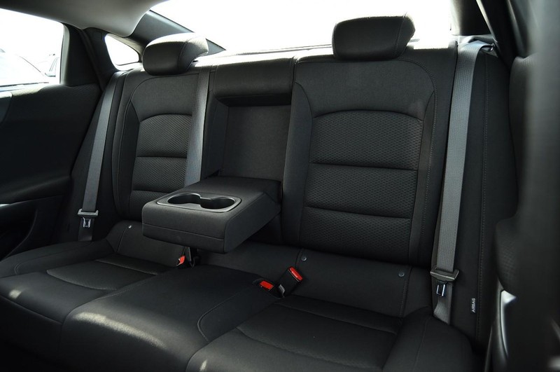 Chevrolet Malibu Vehicle Image 20