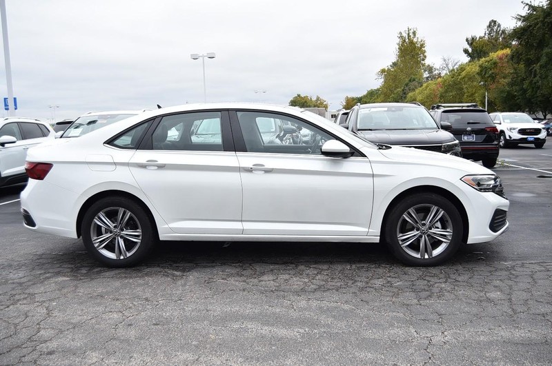 Volkswagen Jetta Vehicle Image 05