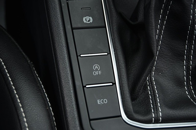 Volkswagen Jetta Vehicle Image 18