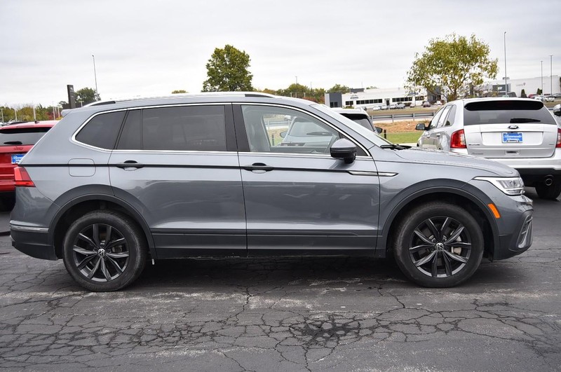 Volkswagen Tiguan Vehicle Image 05