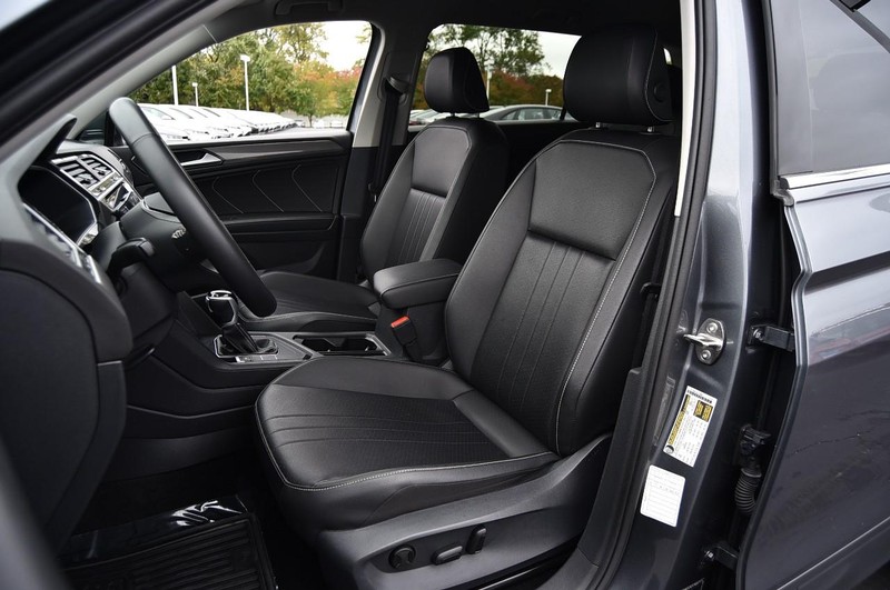 Volkswagen Tiguan Vehicle Image 19