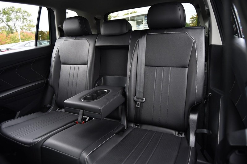 Volkswagen Tiguan Vehicle Image 21