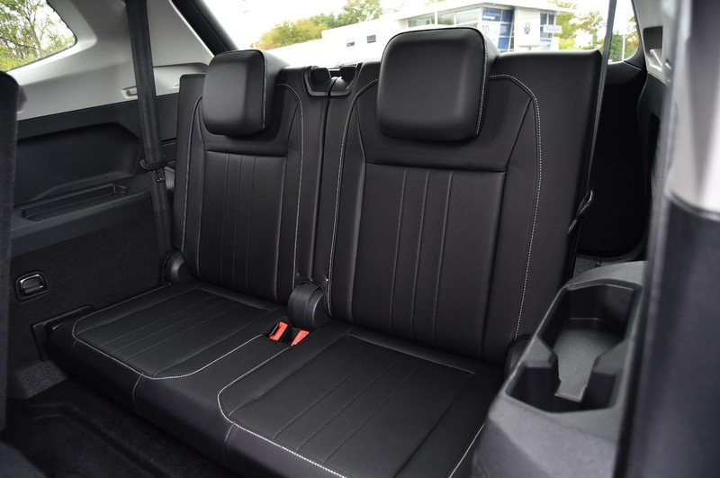 Volkswagen Tiguan Vehicle Image 24