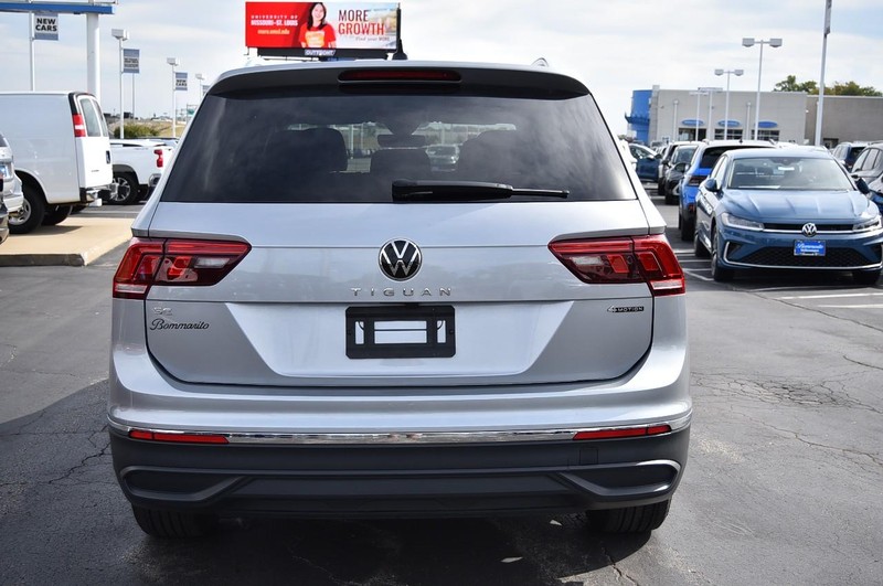 Volkswagen Tiguan Vehicle Image 06