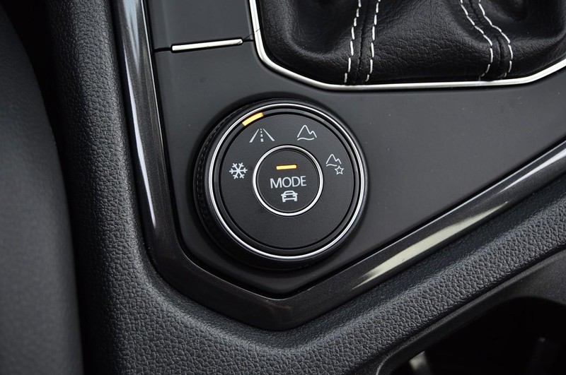 Volkswagen Tiguan Vehicle Image 18