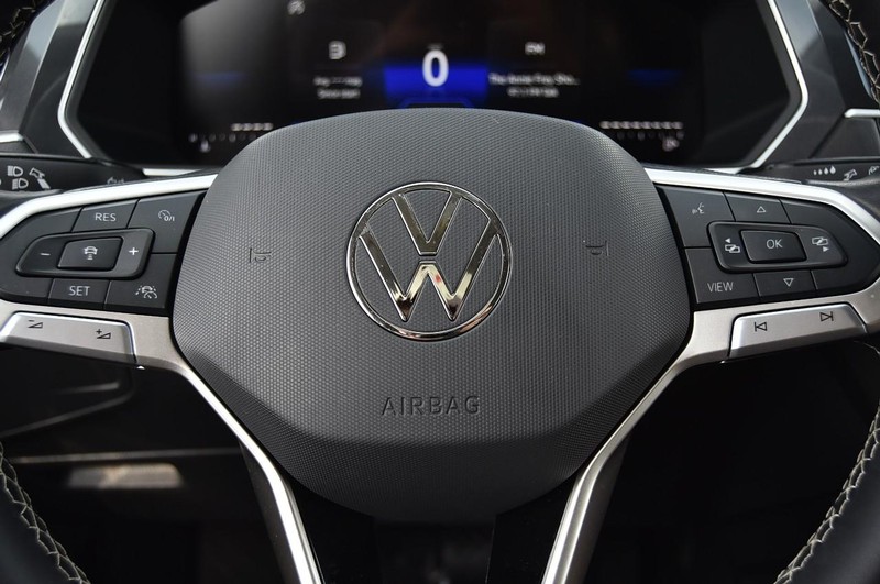 Volkswagen Tiguan Vehicle Image 19