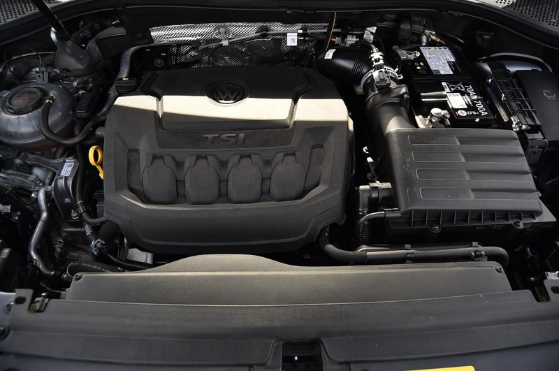 Volkswagen Tiguan Vehicle Image 27